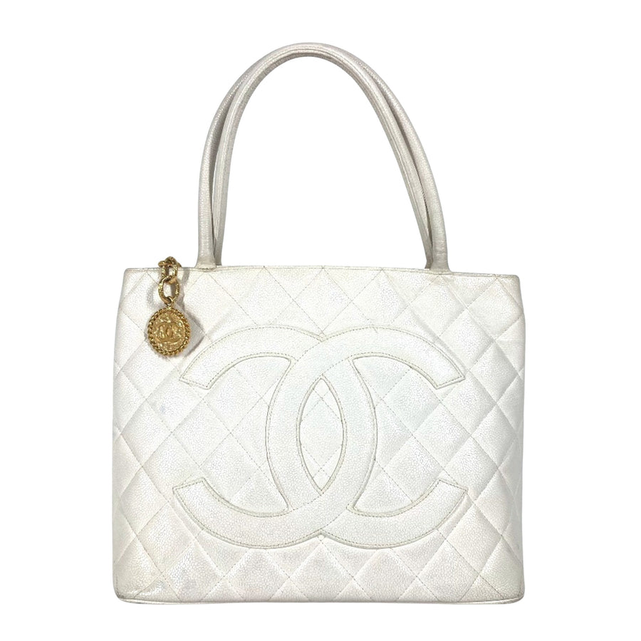 Chanel White Leather Medaillon