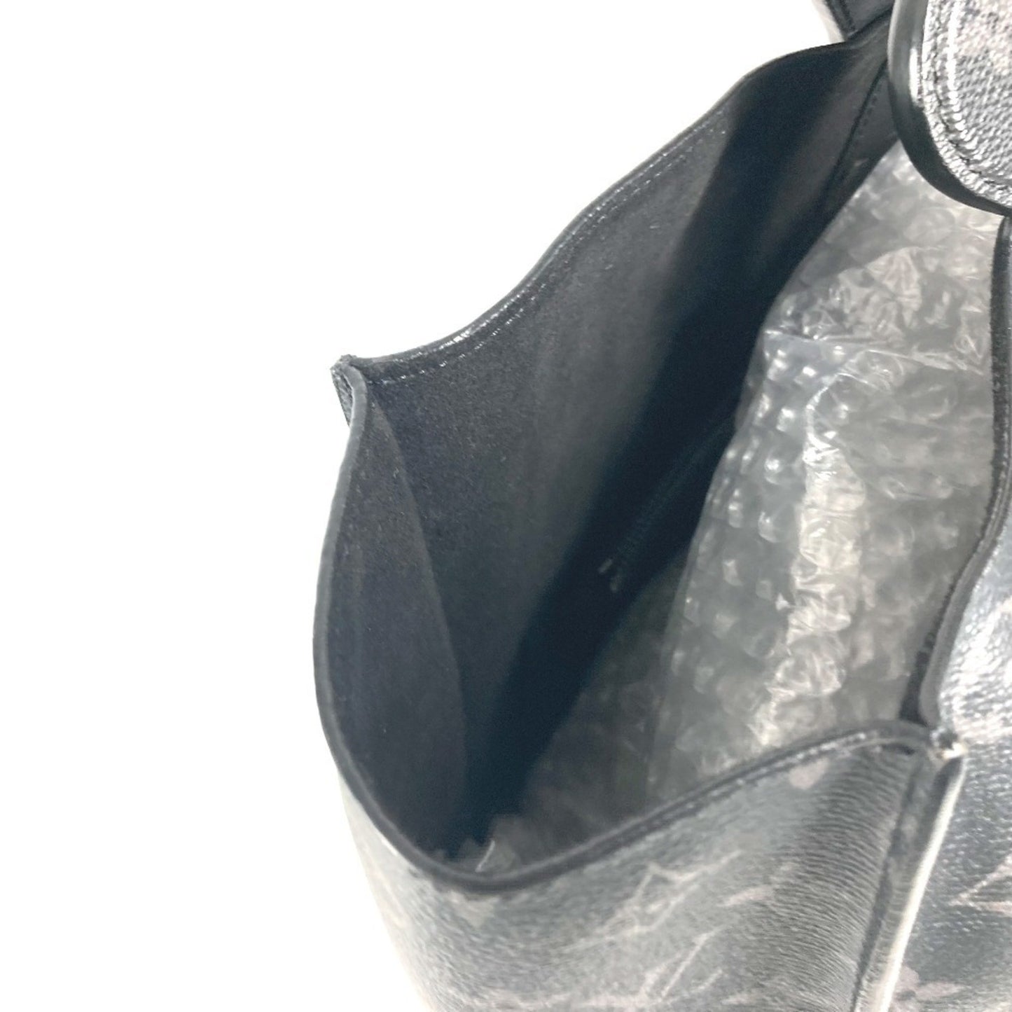 Louis Vuitton Black Canvas Split Pacific
