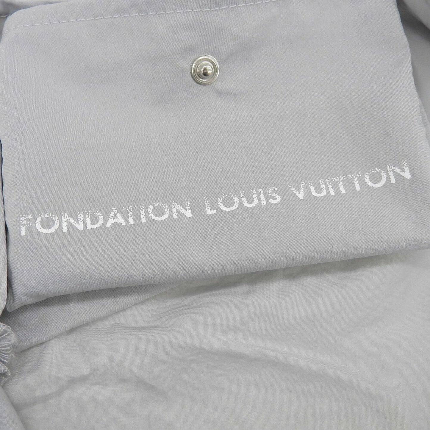 Louis Vuitton Gray Synthetic Fondation
