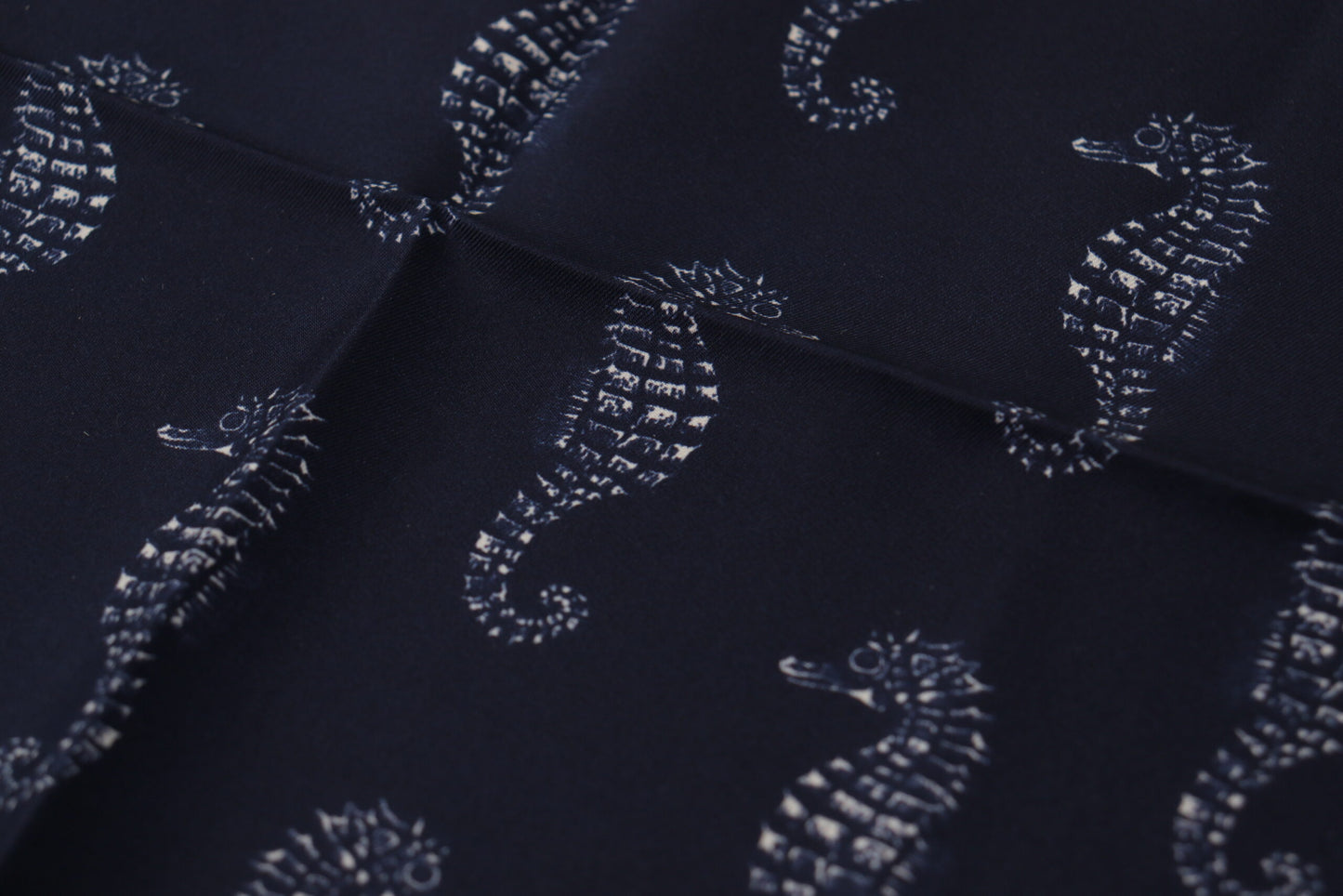 Dolce & Gabbana Elegant Blue Seahorse Silk Men'S Scarf