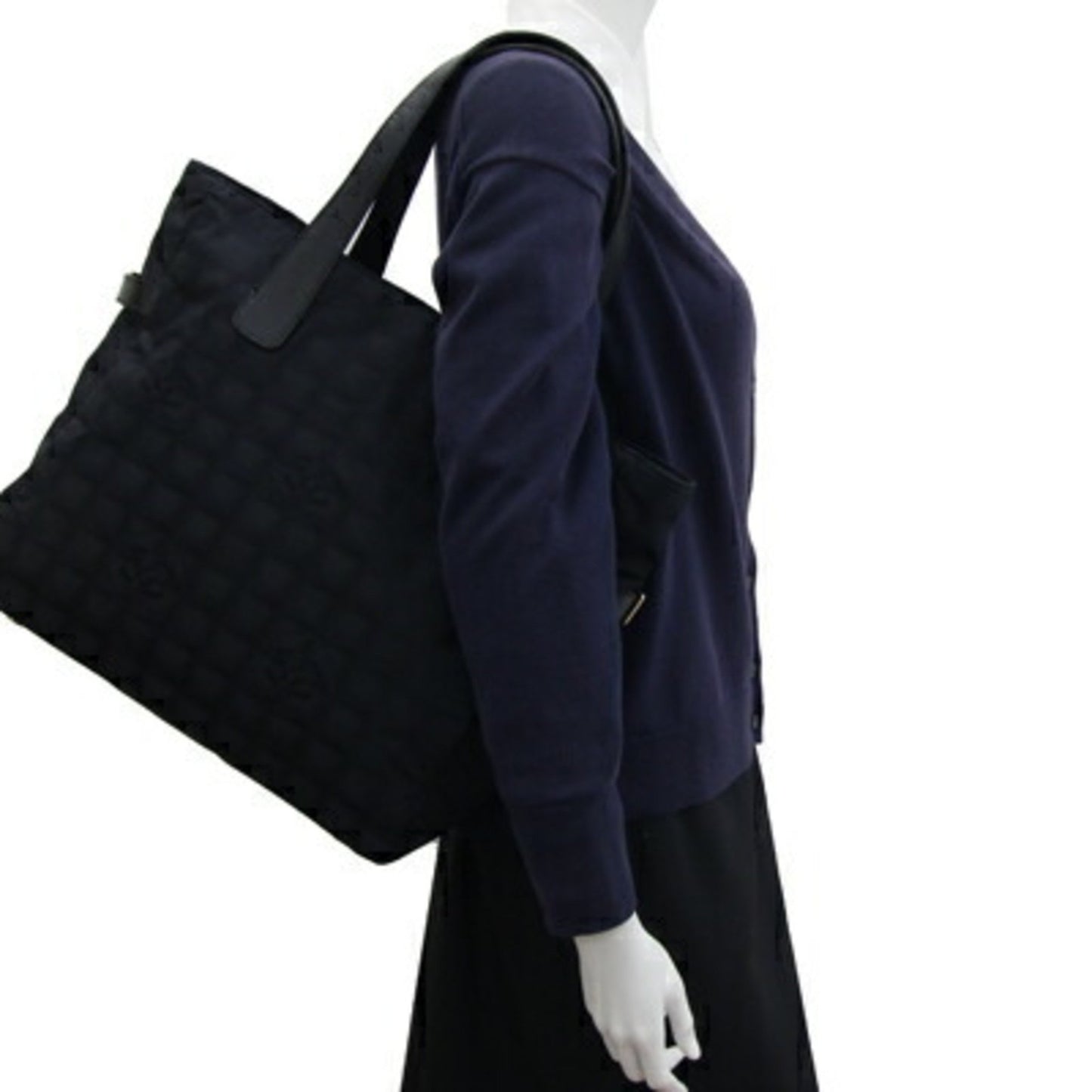 Chanel Black Synthetic Travel Line