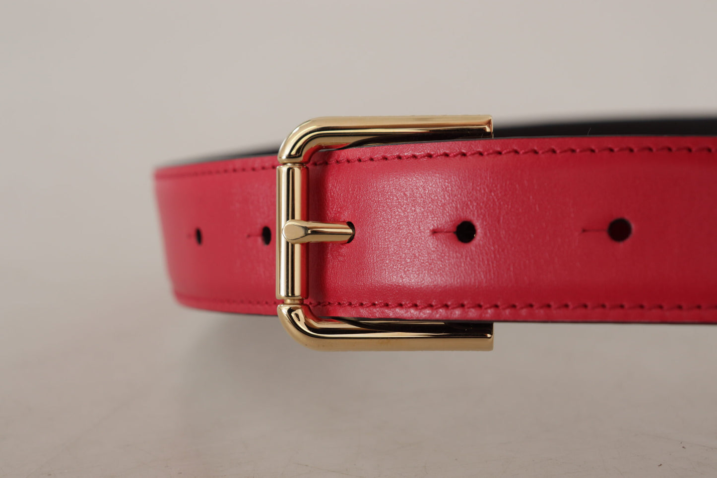 Dolce & Gabbana Elegant Red Leather Belt With Gold-Tone Buckle