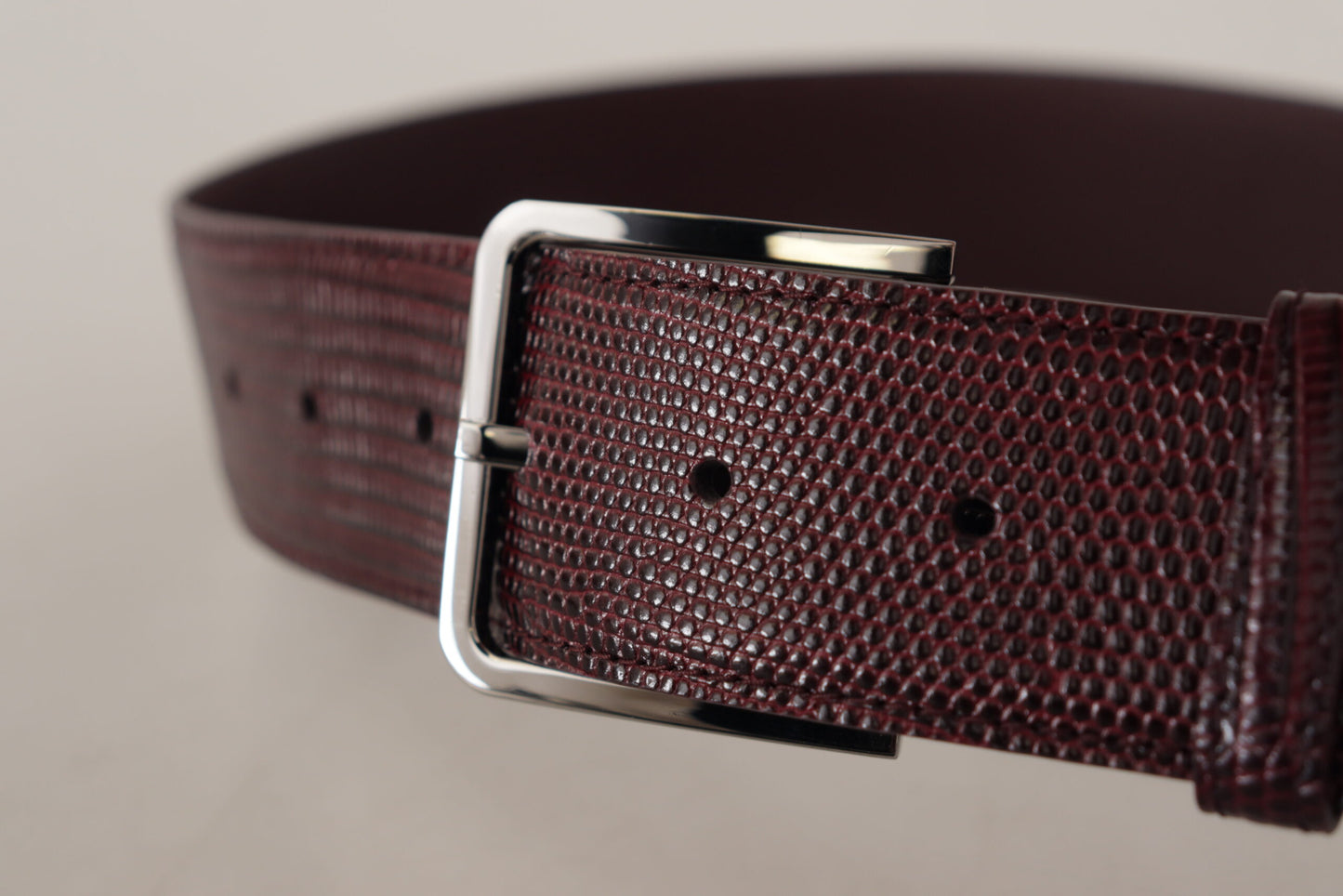 Dolce & Gabbana Elegant Maroon Leather Belt With Engraved Buckle
