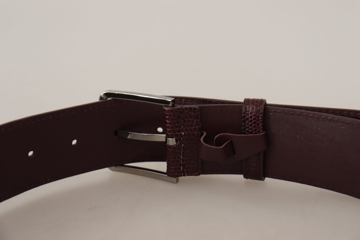 Dolce & Gabbana Elegant Maroon Leather Belt With Engraved Buckle