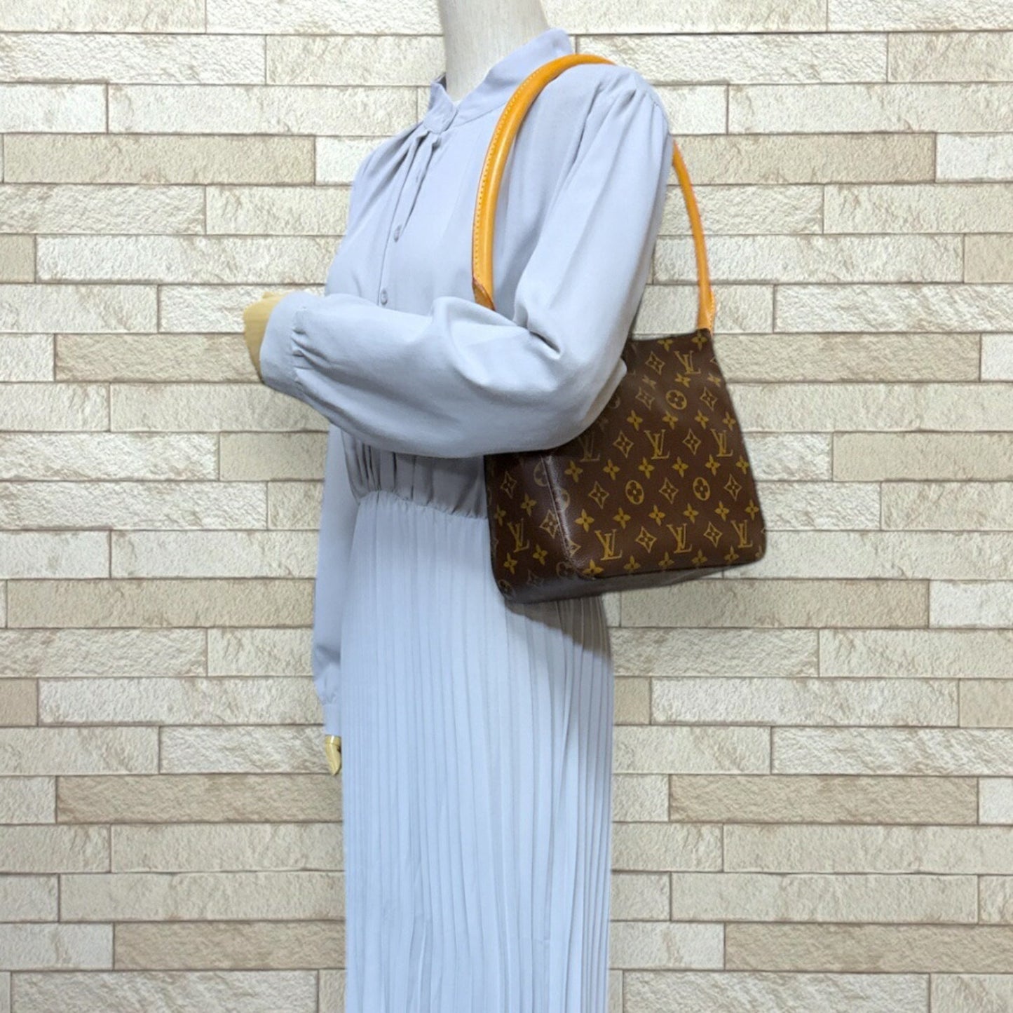 Louis Vuitton Brown Canvas Looping Mm