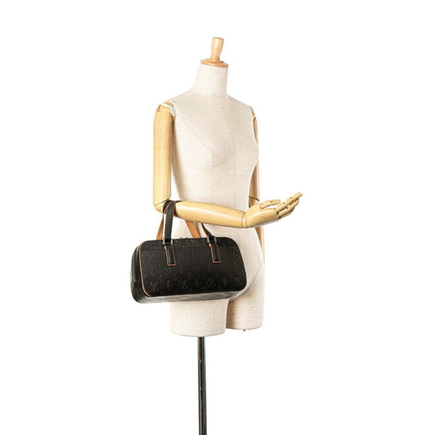 Louis Vuitton Black Leather Shelton
