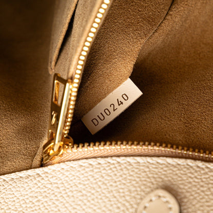 Louis Vuitton White Leather Onthego Gm