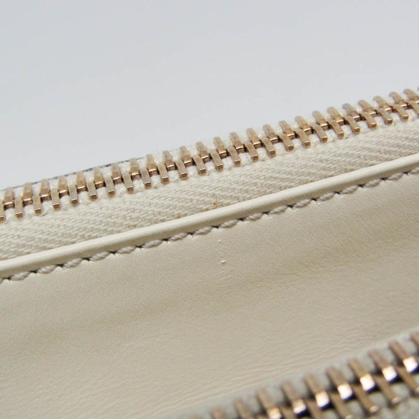 Tod's White Leather D-cube