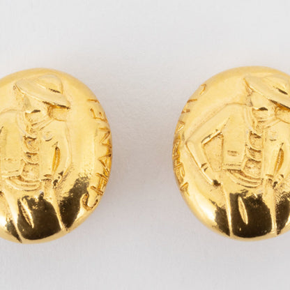 Chanel Gold Metal Earring