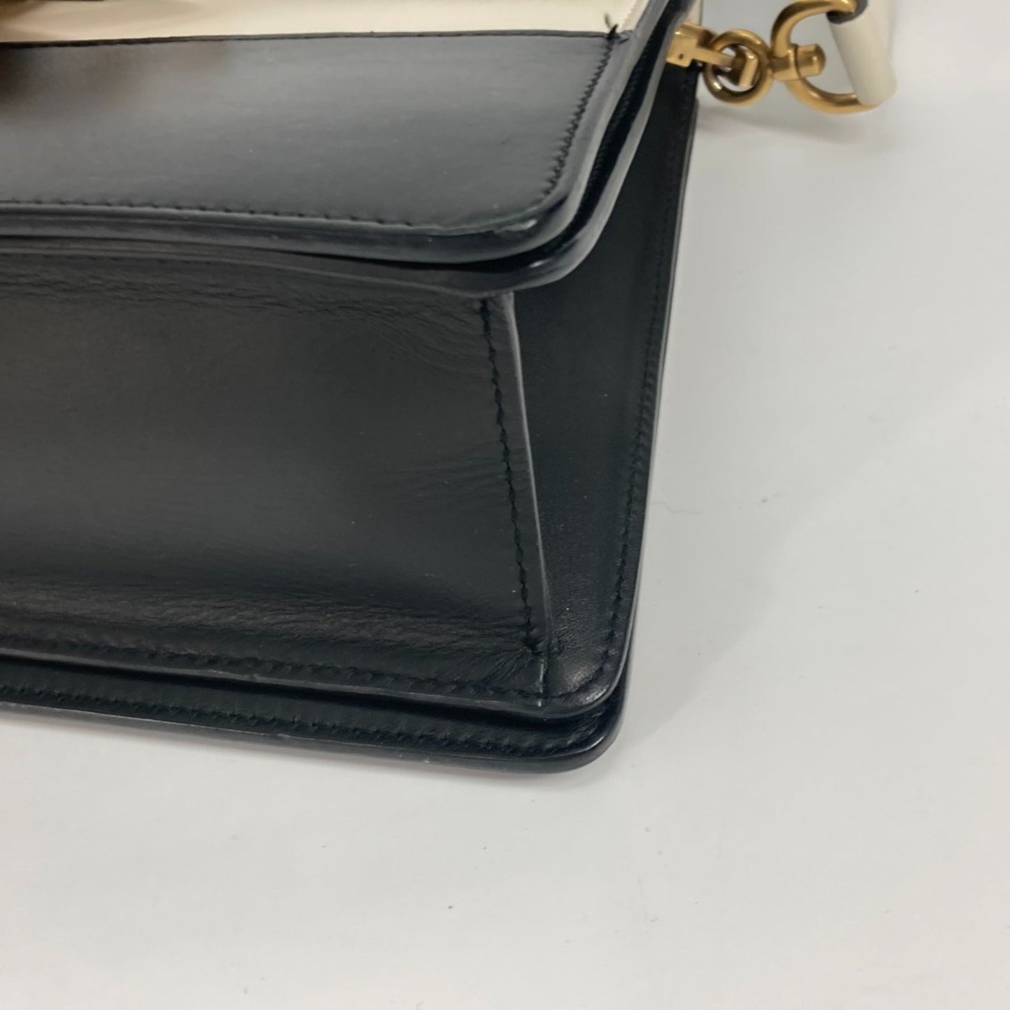 Gucci Black Leather Queen Margaret