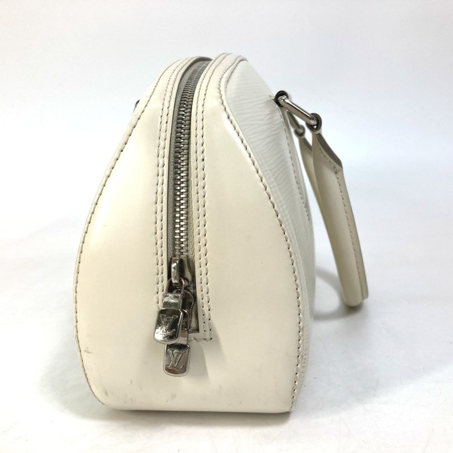Louis Vuitton White Leather Jasmin