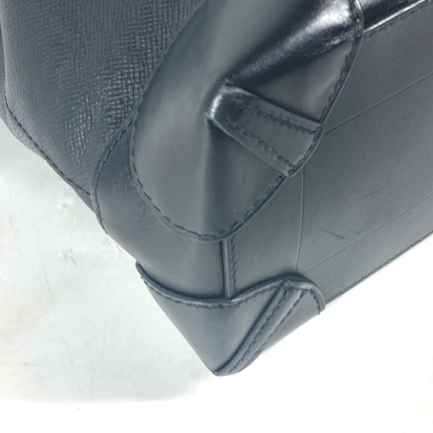 Louis Vuitton Black Leather Steamer