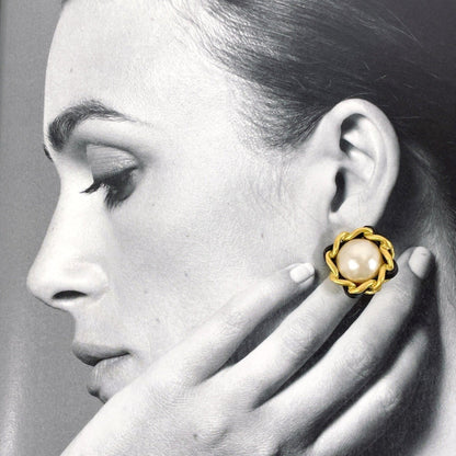 Chanel Gold Gold Plated Earring