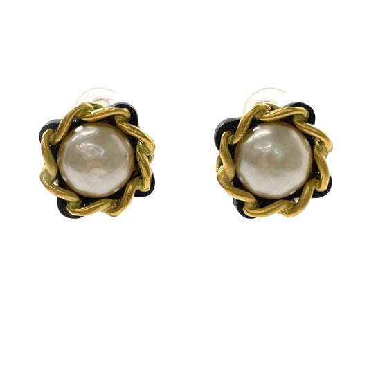 Chanel Gold Gold Plated Earring
