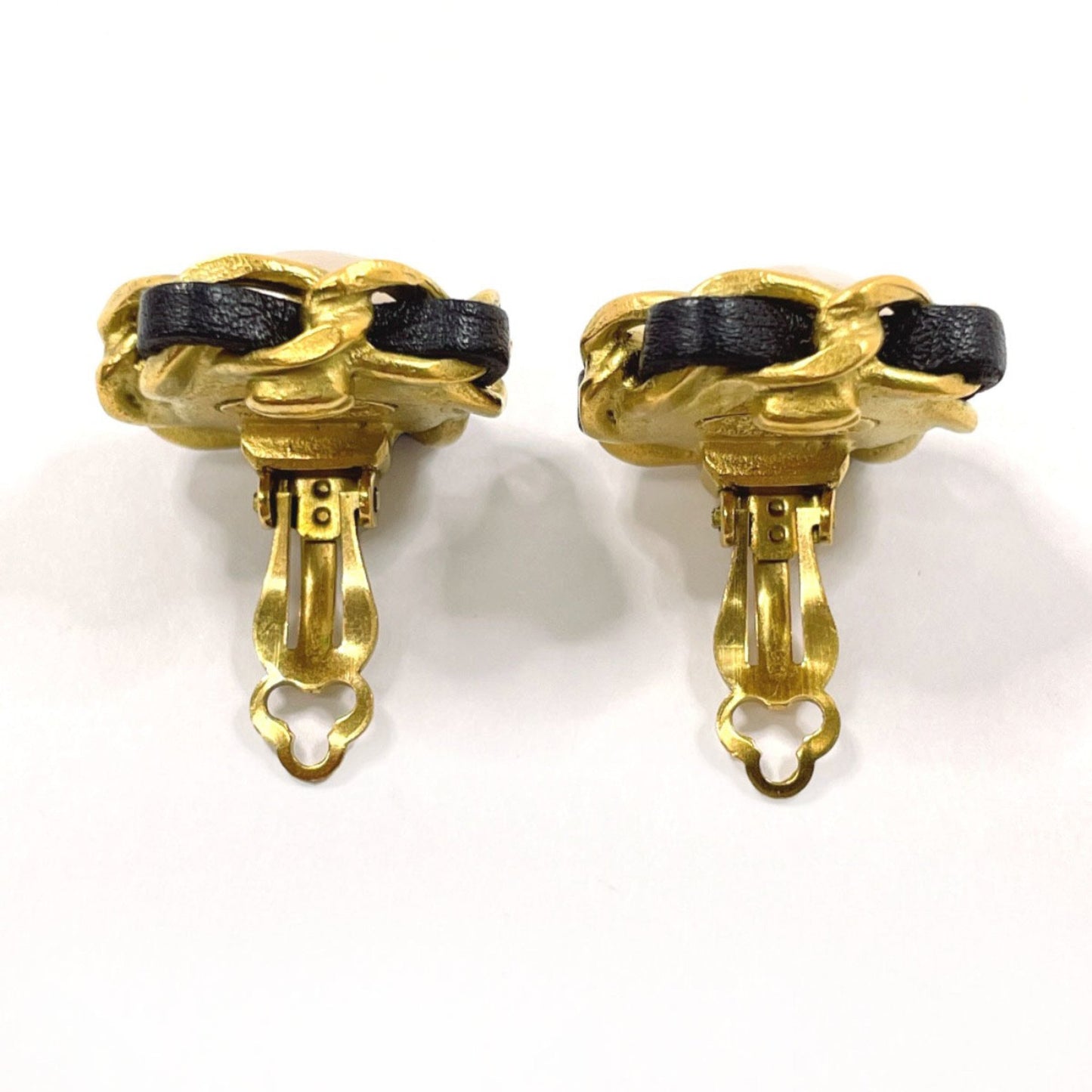 Chanel Gold Gold Plated Earring