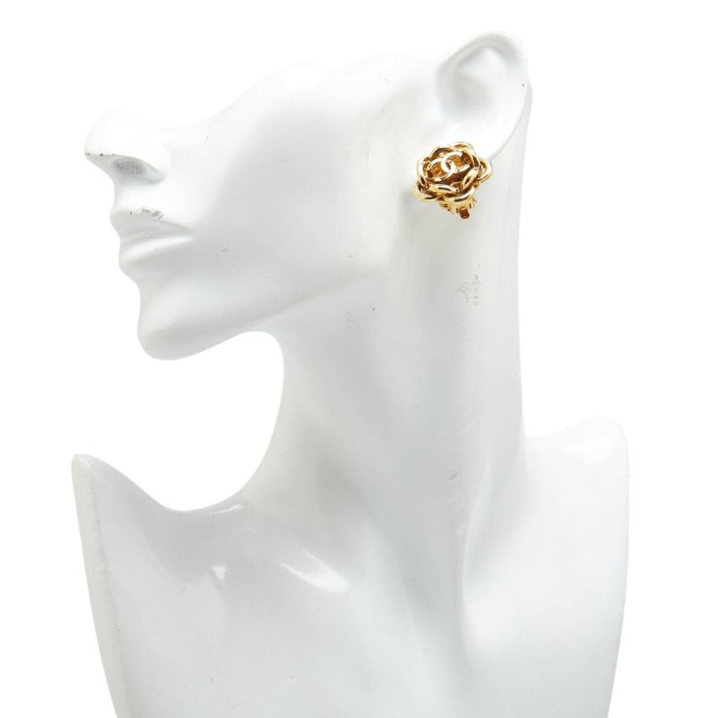 Chanel Gold Gold Plated Camélia