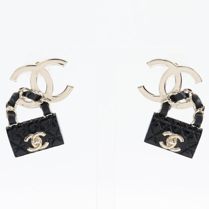 Chanel Gold Gold Plated Camélia