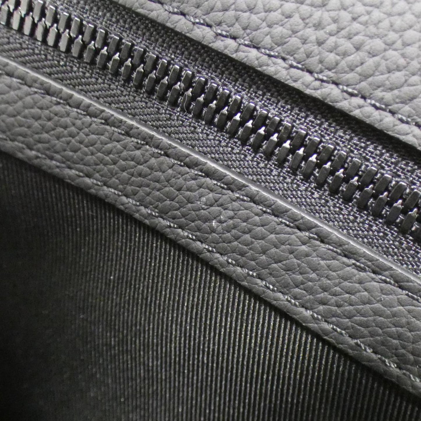Louis Vuitton Black Leather Takeoff