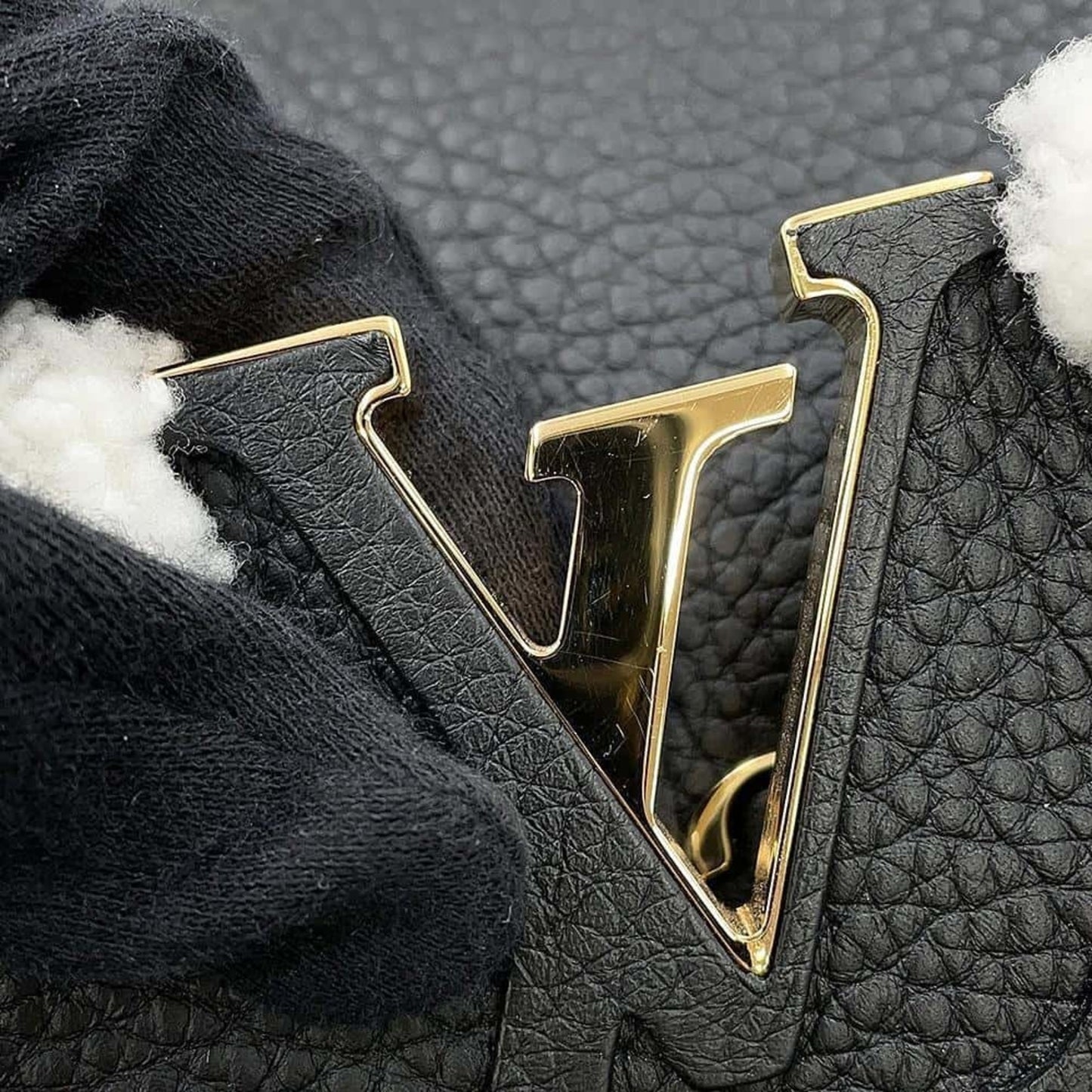 Louis Vuitton Black Leather Capucines
