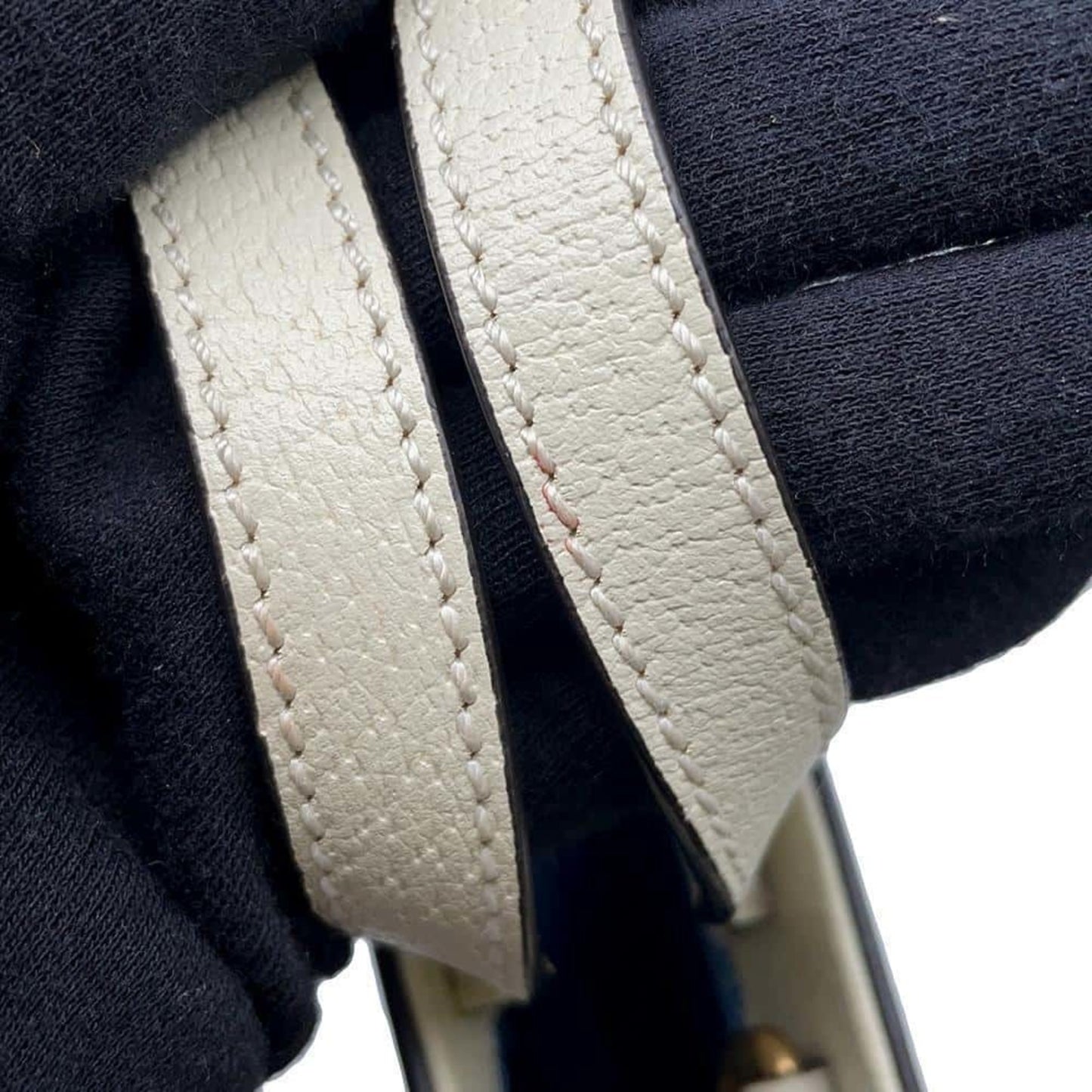 Gucci White Leather Handbag