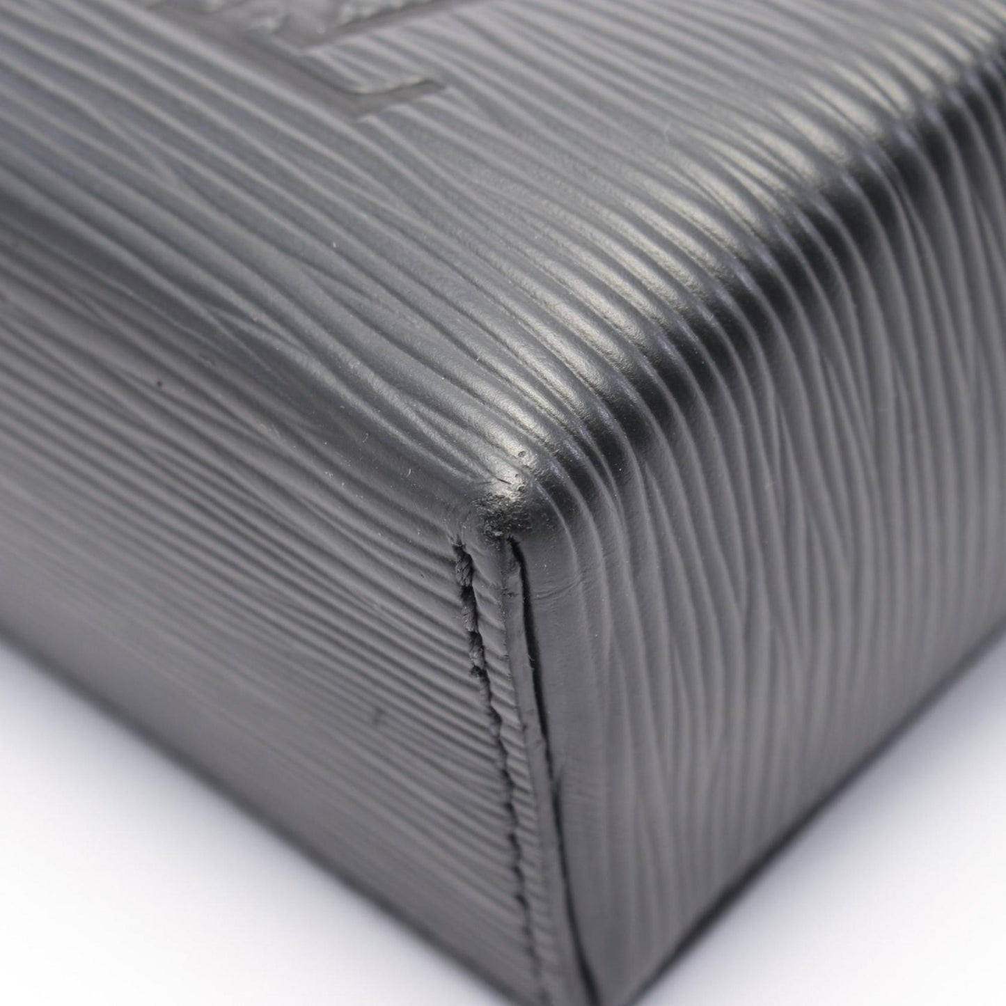 Louis Vuitton Black Leather Sac Plat