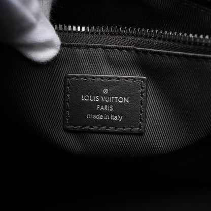 Louis Vuitton Black Leather Sac Plat