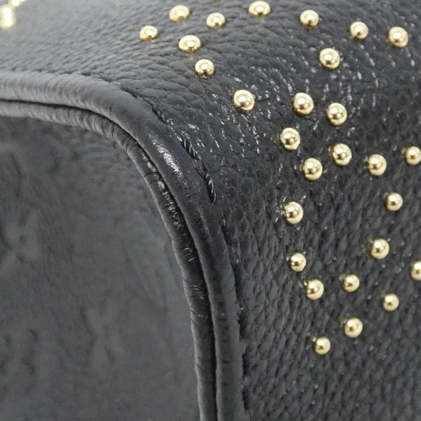 Louis Vuitton Black Canvas Onthego