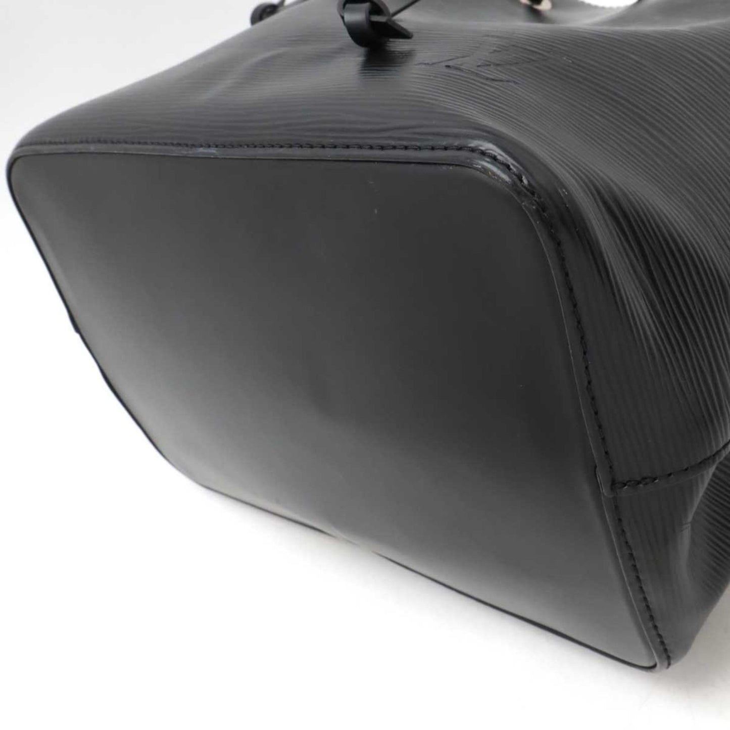 Louis Vuitton Black Leather Néonoé