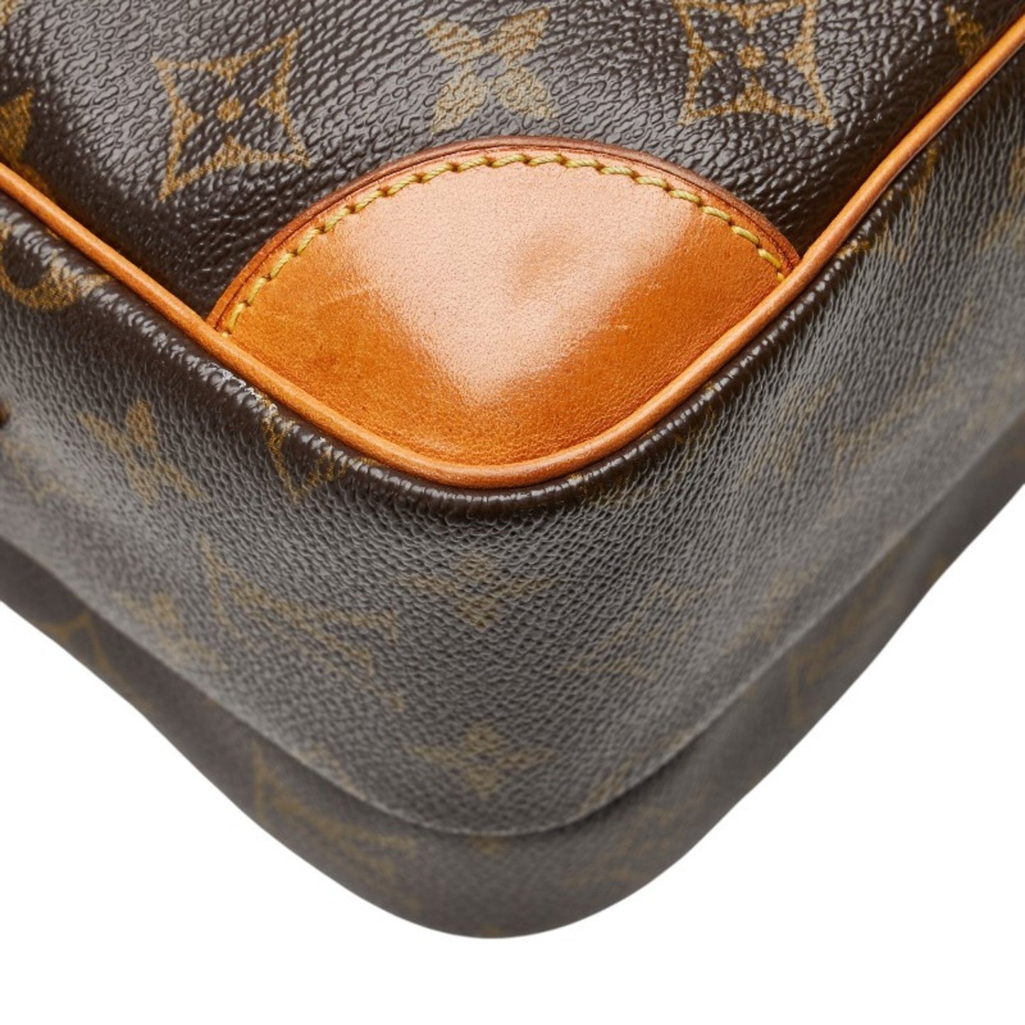 Louis Vuitton Brown Leather Nile