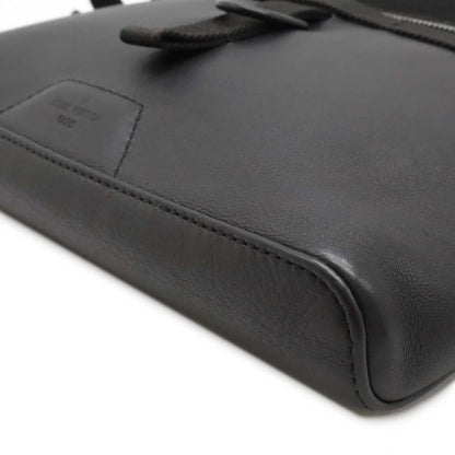 Louis Vuitton Black Leather Infini