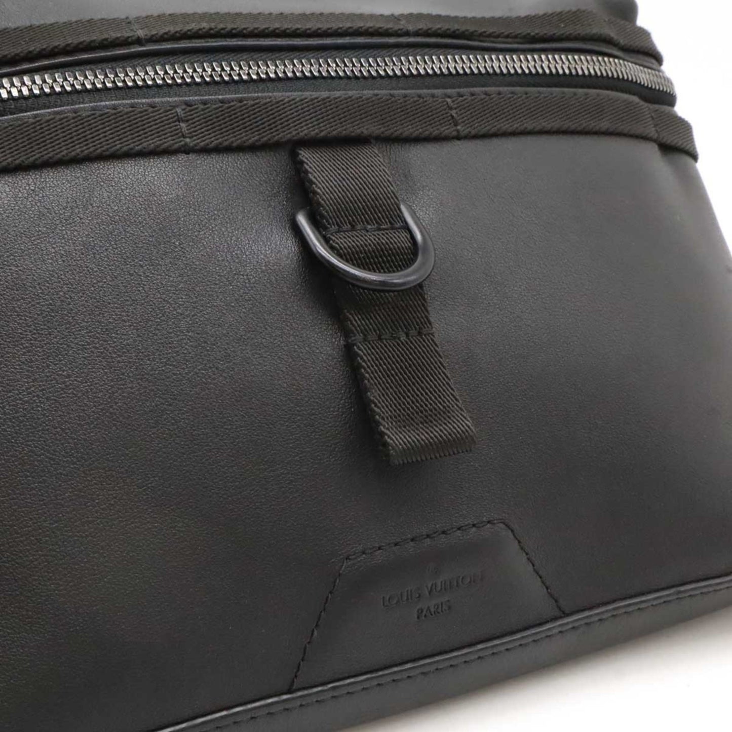 Louis Vuitton Black Leather Infini