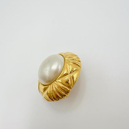 Chanel Gold Gold Plated Earring