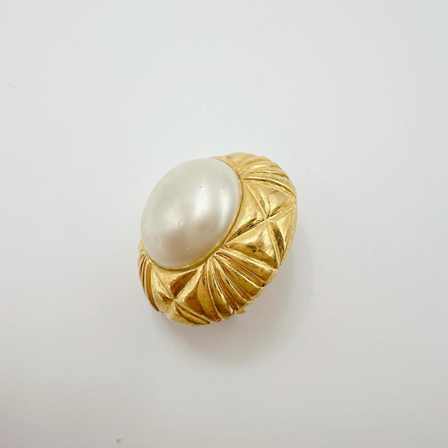 Chanel Gold Gold Plated Earring