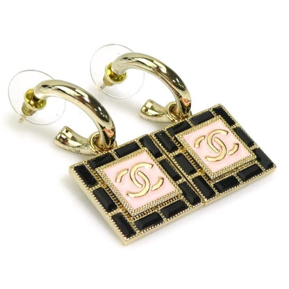 Chanel Gold Gold Plated Earring