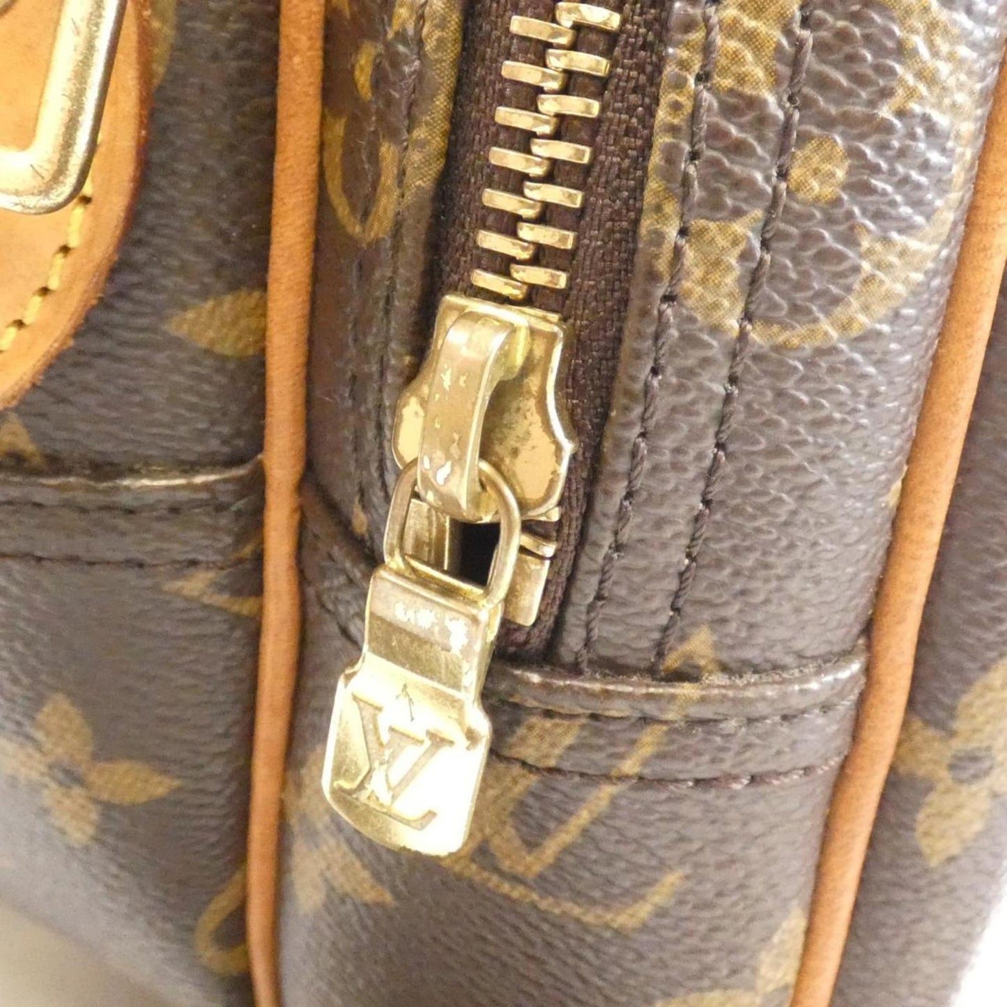 Louis Vuitton Brown Canvas Reporter Pm