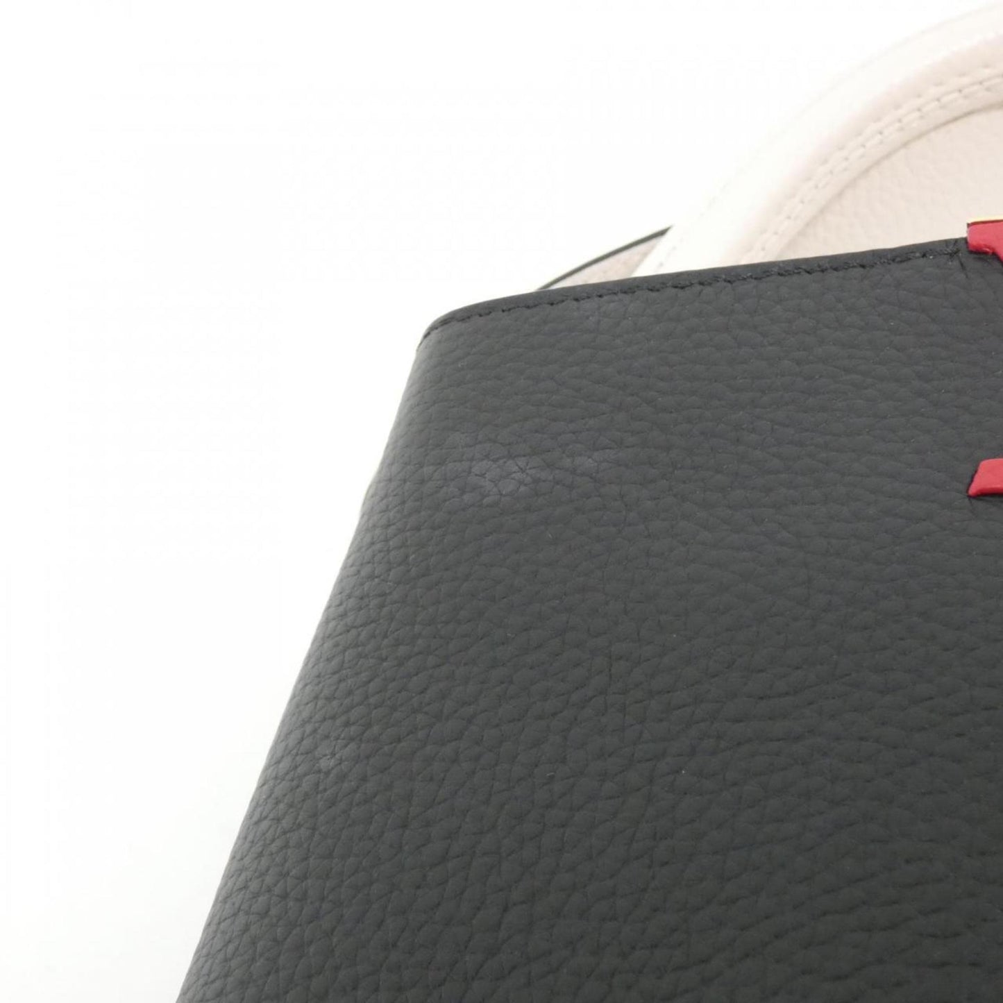 Louis Vuitton Black Leather Capucines