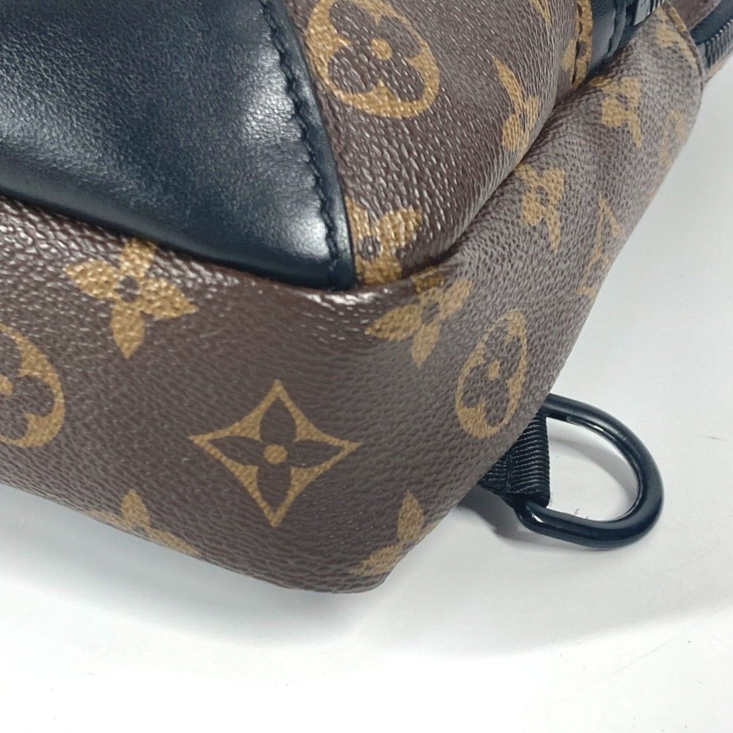 Louis Vuitton Brown Canvas Avenue Sling