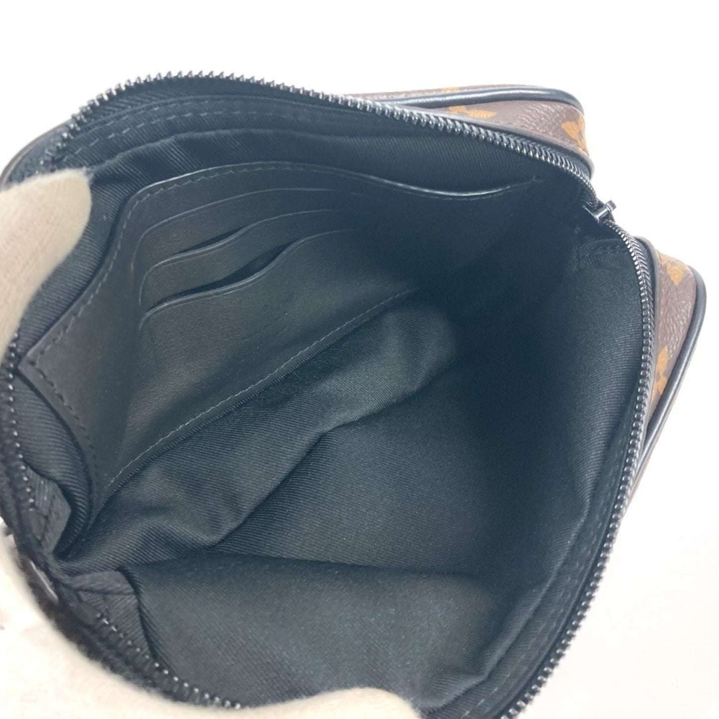 Louis Vuitton Brown Canvas Volga