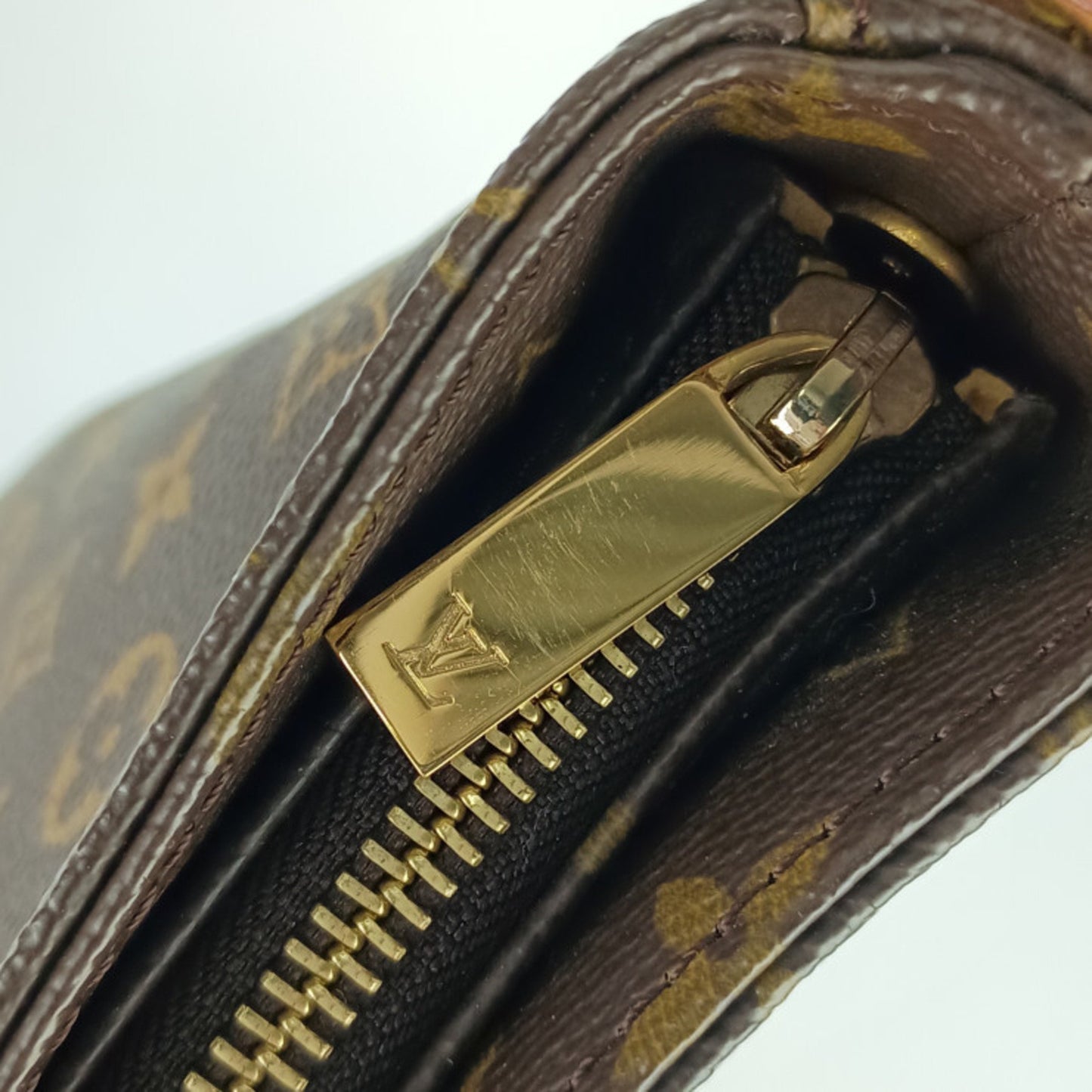 Louis Vuitton Brown Canvas Looping Gm