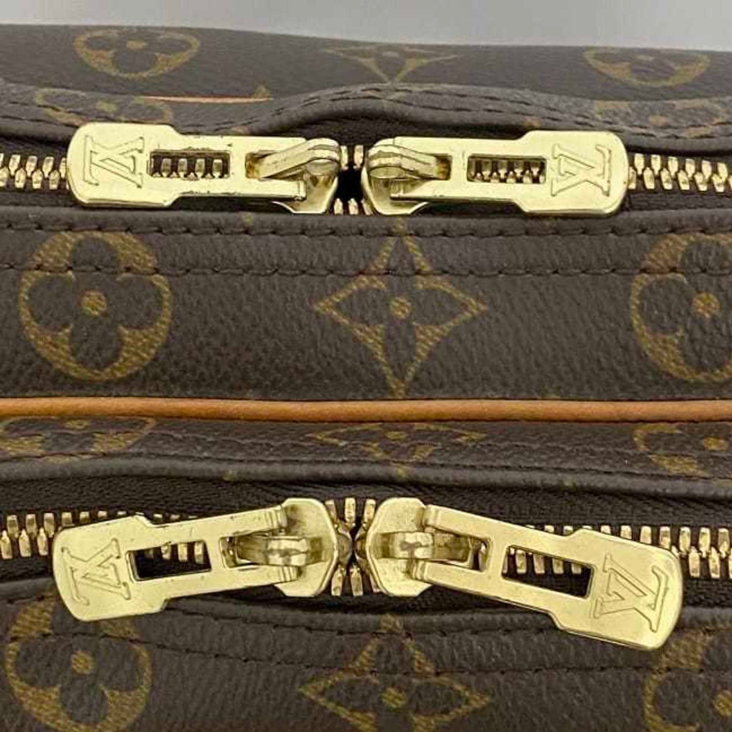 Louis Vuitton Brown Canvas Reporter