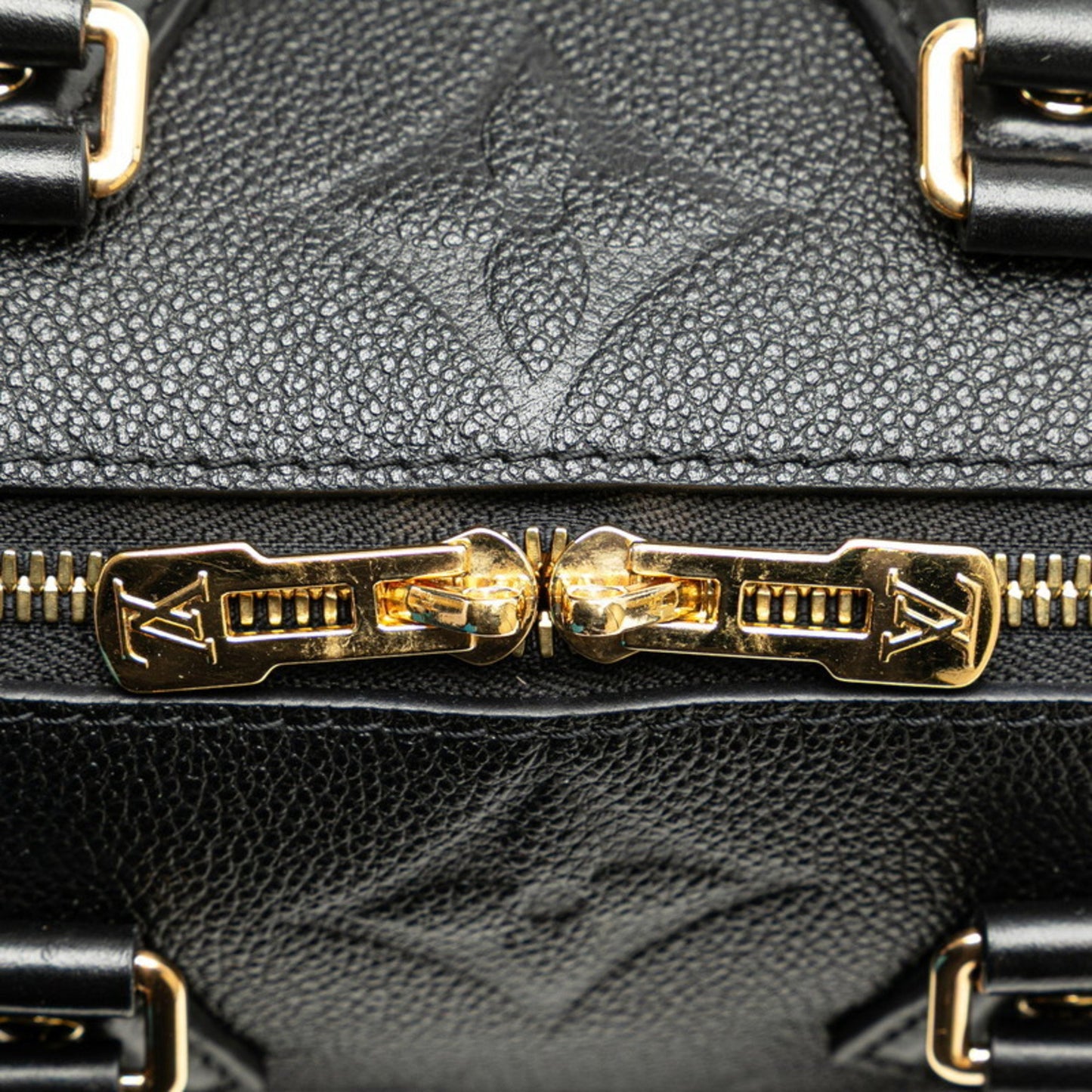 Louis Vuitton Black Leather Speedy Bandoulière 20