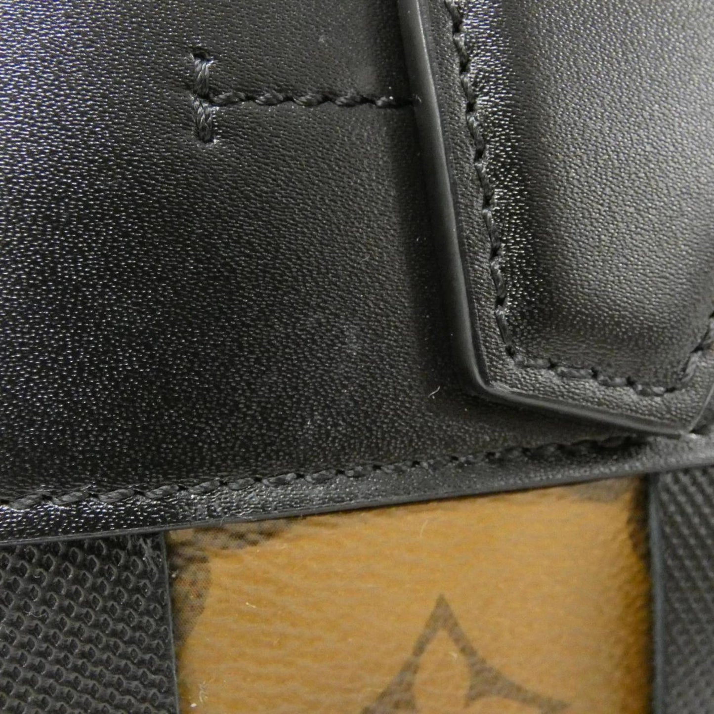 Louis Vuitton Black Leather Steamer