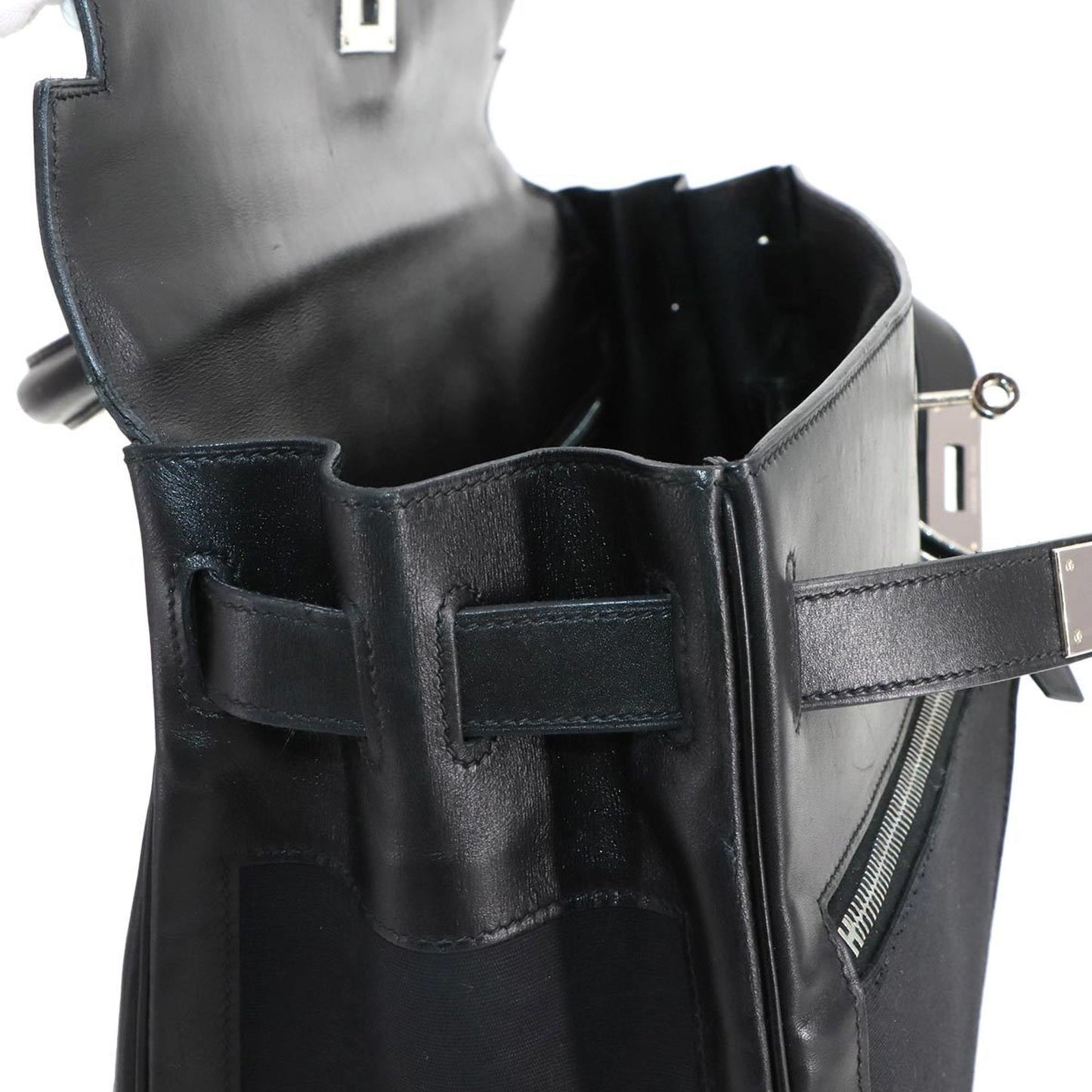 Hermès Black Leather Kelly Lakis