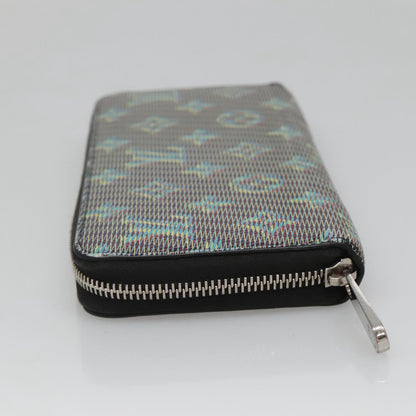 Louis Vuitton Green Leather Zippy Wallet