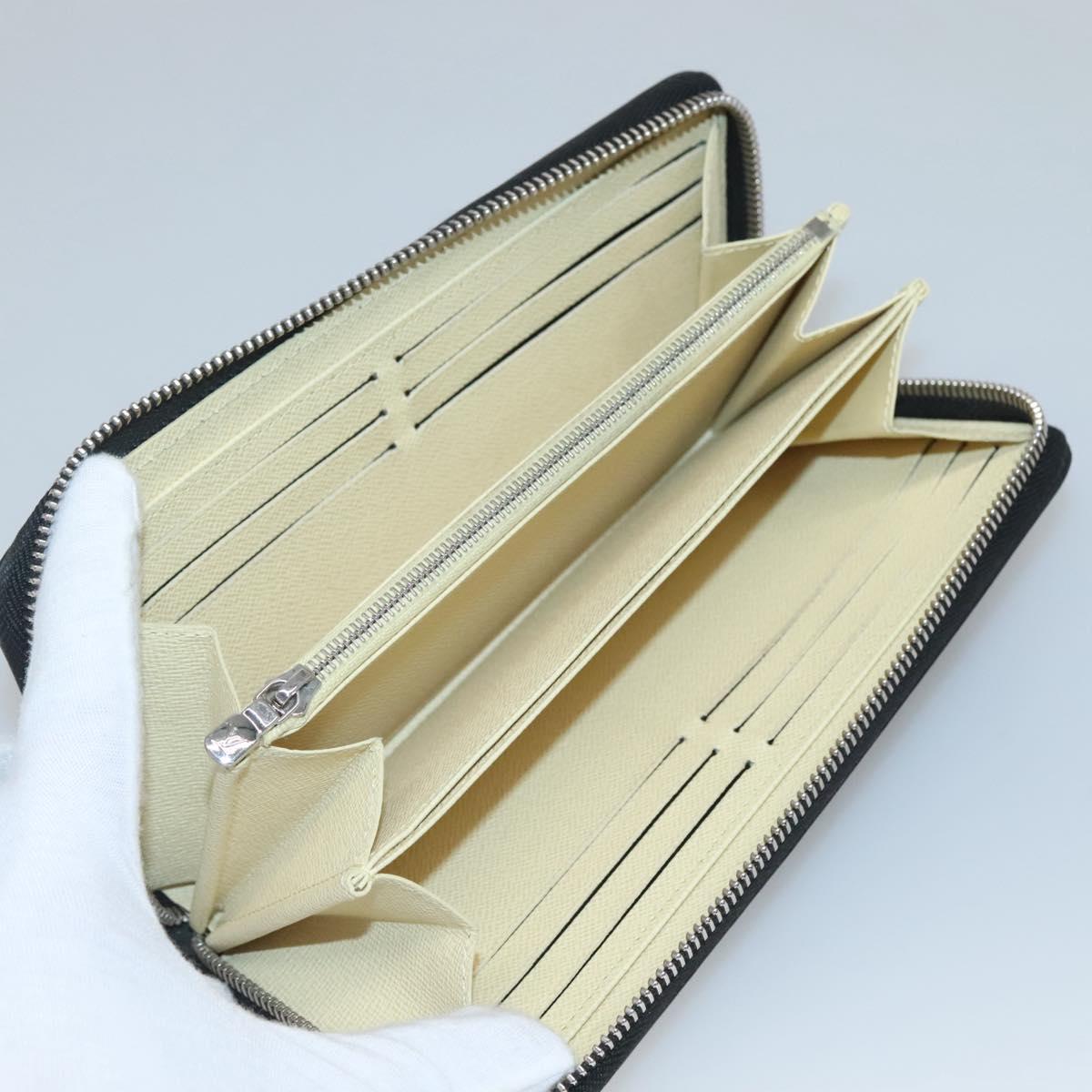 Louis Vuitton Green Leather Zippy Wallet
