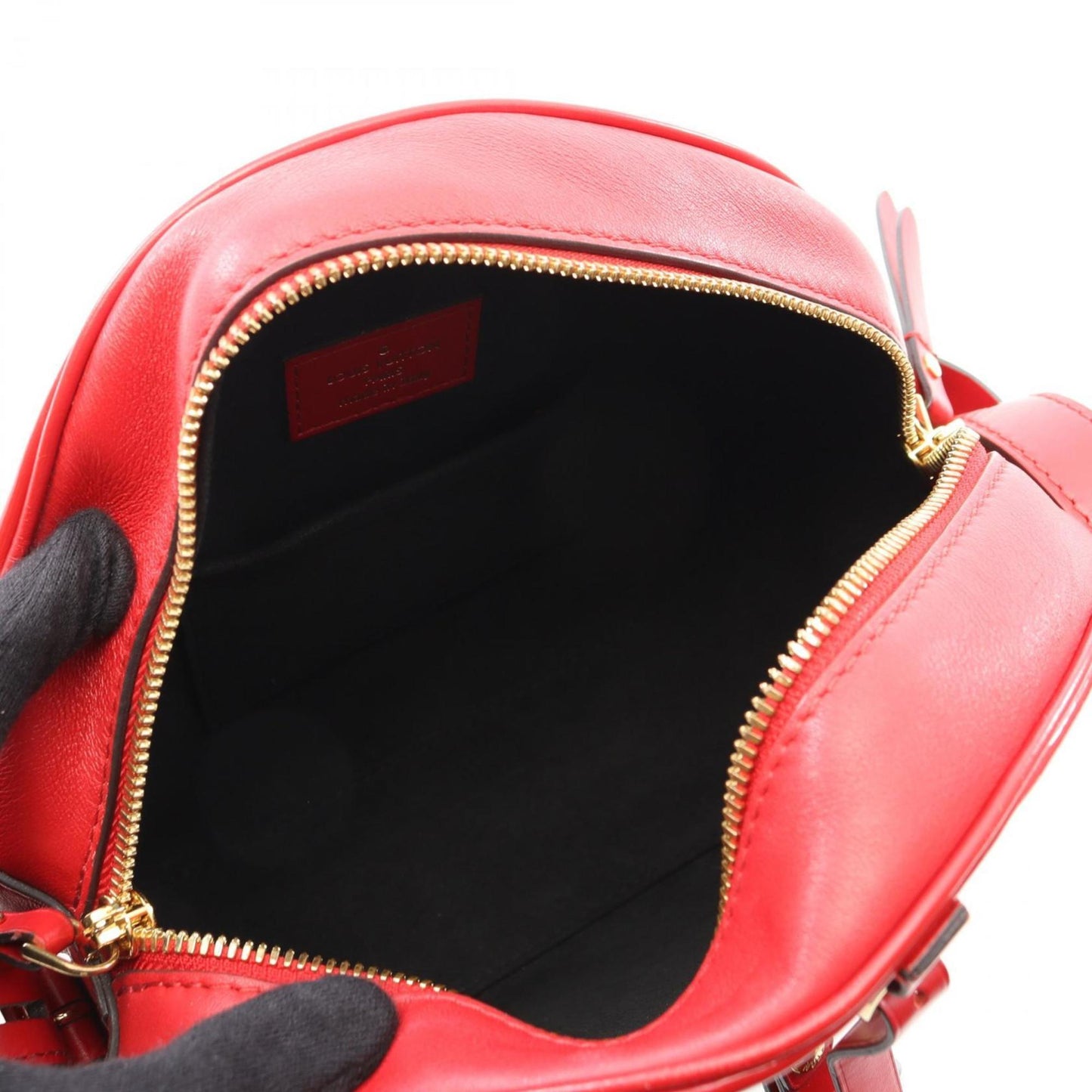 Louis Vuitton Red Patent Leather Boîte Chapeau Souple