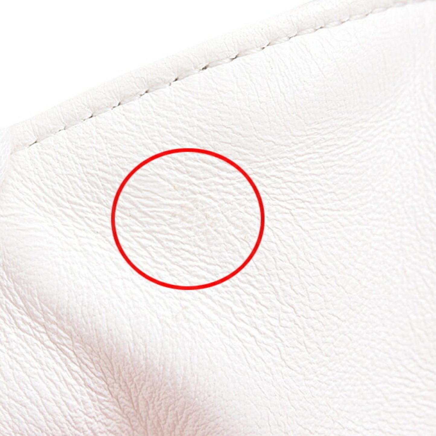 Chanel White Leather Chanel 22