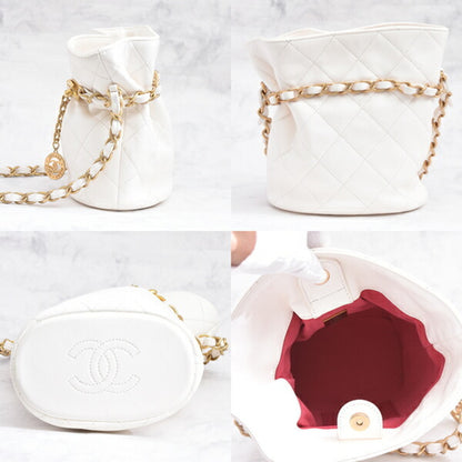 Chanel White Leather Chanel 22