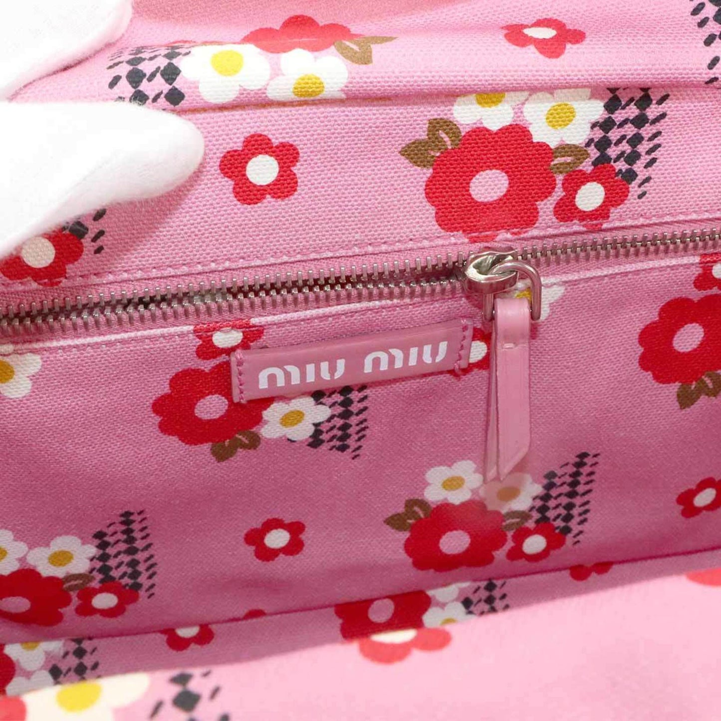 Miu Miu Pink Plastic Canapa
