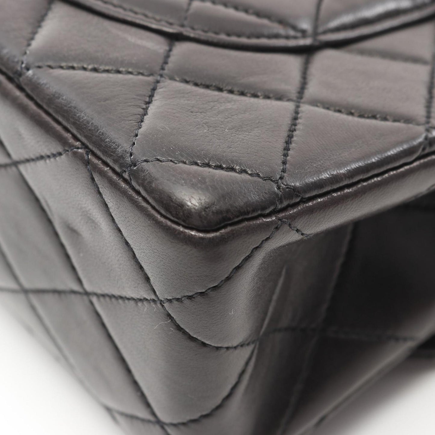 Chanel Black Leather Timeless 23